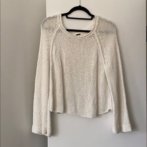 WHITE KNIT FREE PEOPLE SWEATER SIZE SMALL